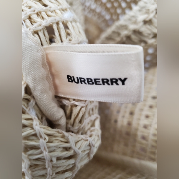 Burberry Tan Tote Bag - Picture 4 of 4